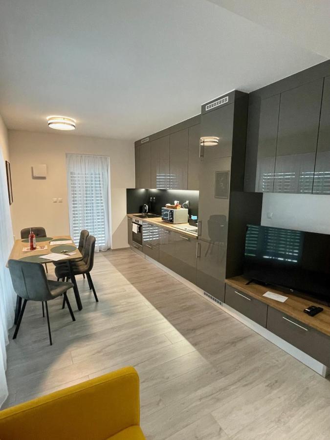 Aqua Relax Apartman Dunajska Streda Bagian luar foto
